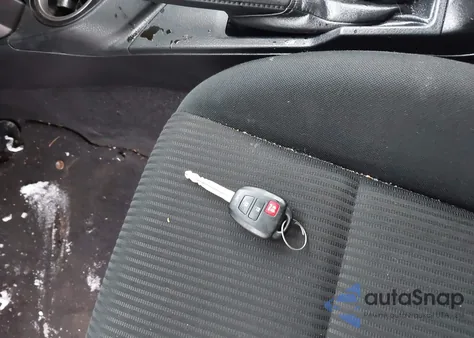 2016 Toyota Rav4 Le from USA, damaged, VIN JTMZFREVXGJ100206